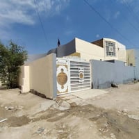 نجف الأشرف • ٦٠٠م • طابق ونص