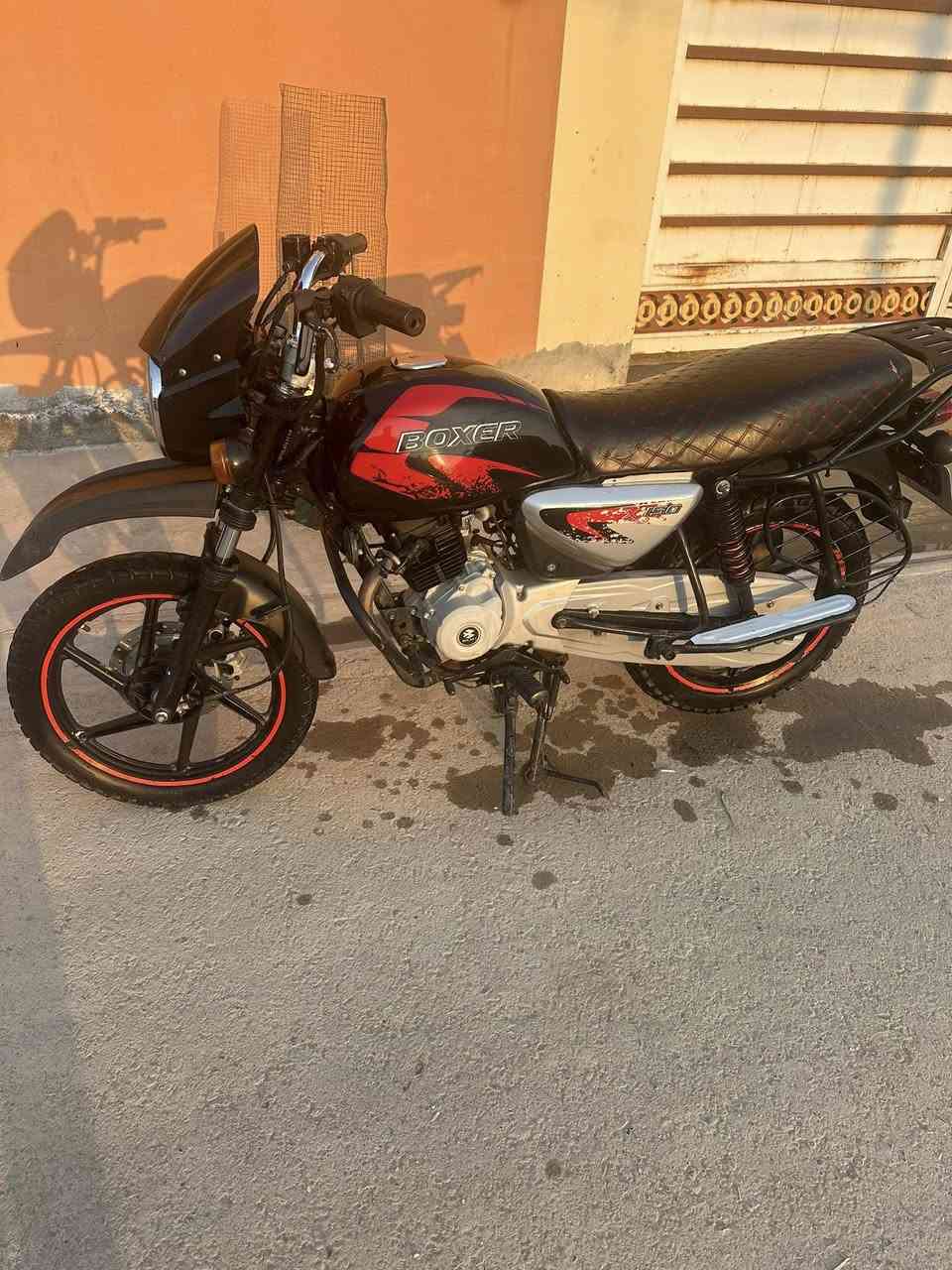 بوكسر جبلي موديل 2020 دراجه نضيفه ارقام إنكليزي تحويل ثاني يوم مكاني الحولي ***********
