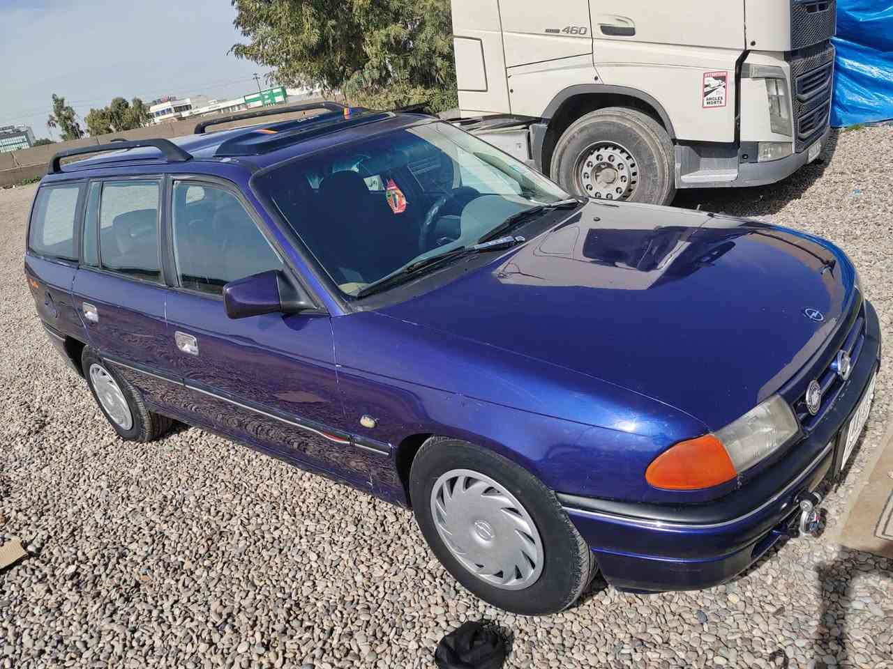 اوبل استرا موديل 92رقم كركوك مشروع وطني شرط تحويل مباشر سياره جاهزة صبغ الجماليه بدون دعم تخم تأيرات جديد كهرباء كله شغله تدفئه بطاقه بنزين بي 
سعره 45////***********
