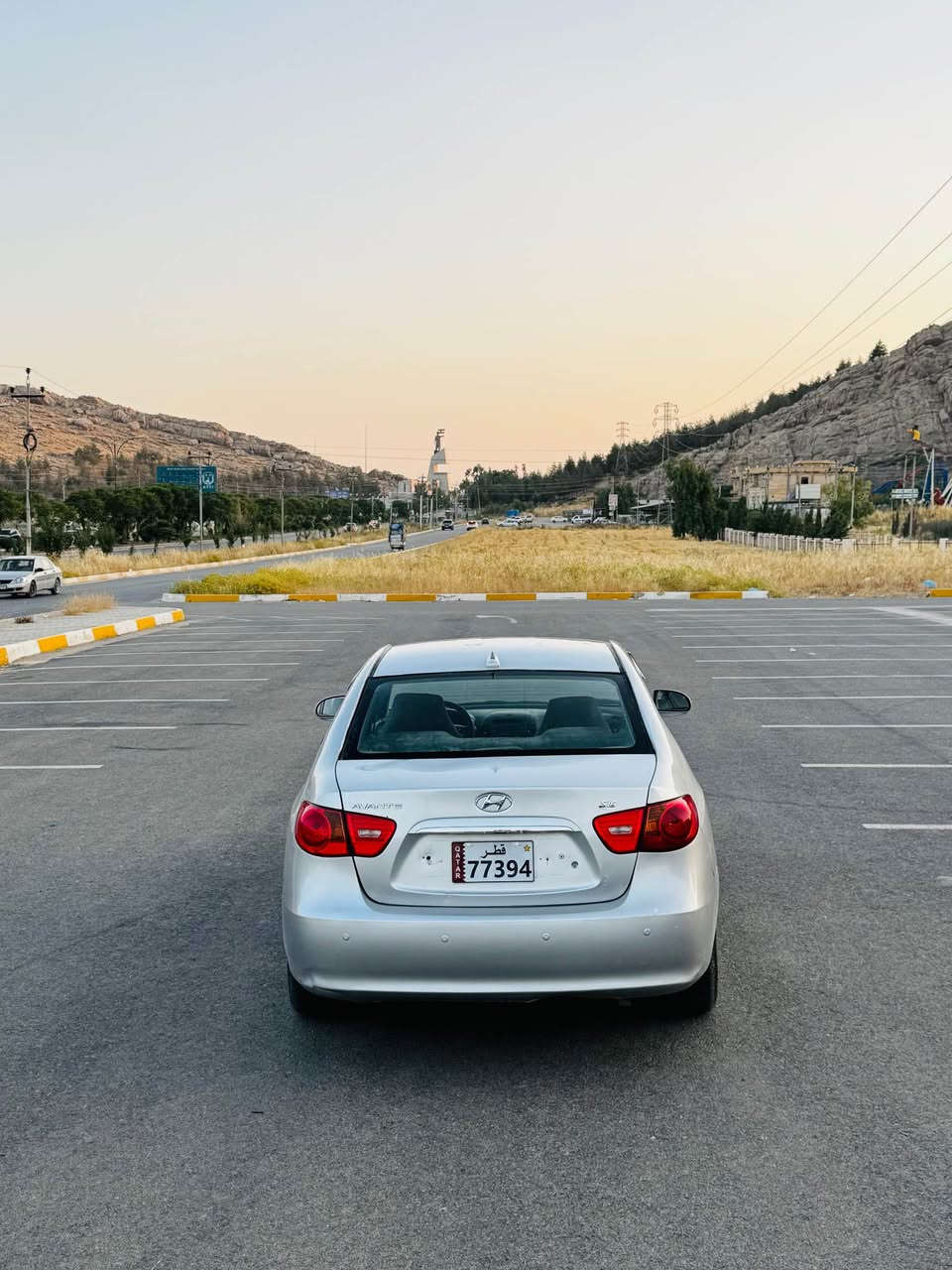هیۆندای ئەڤانتی2007 بڕاوەی دوبەی بۆ فرۆشتن فول مواسەفات بێ سڵاید کوشن جلد و هیتەرە تەبرید لەمسە ئاوێنە شەفتە ئاوێنە کارەبایە کەلەو عەینەکە  سوکان ڤۆلیۆمە ئەیبیئێسە abs مەکینە ١٦ دەکشن بەرزە گێڕ و مەکینە بەشەرتی ١٠٠ فیتەر تەقەو ڕەقەی تیانیە بەشەرت کارەبایی هەمو گیانی وەکو بیلاد ئیش ئەکات تەبرید سارد و گەرم بەشەرت چوار تایە و ویلی لۆک لۆکی بۆ بەستراوە  سەیارەی ماڵانە کامل مەسروفی هەمو گیانی کراوە و زۆر جایزە و ماڵی دۆستە بە مانای کەلیمە لە دەعامی پێشەوە بۆ دەعامی پشتەوە بەشەرت ئەیفرۆشم سەقف و حیزام و کەڤەر گۆڕان و شانسی کۆسەرە بەشەرت پێش و پشتی کەپسە
***********
شووێن .. ڕانیه
نرخ45$ رانية, السليمانية
