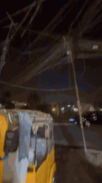 سلام عليكم تكتك موديل 22شهر 12 مضلع محسوبه عل 23 تكتك تتعب تكول جديده بيها بارد كم صبعين الباقي كفالهه اكسل ومحرك كفاله عامه ومامتعوبه باسمي ثاني يوم احولك 
السعر 9و800 وبيها مجال شي قليل ***********
