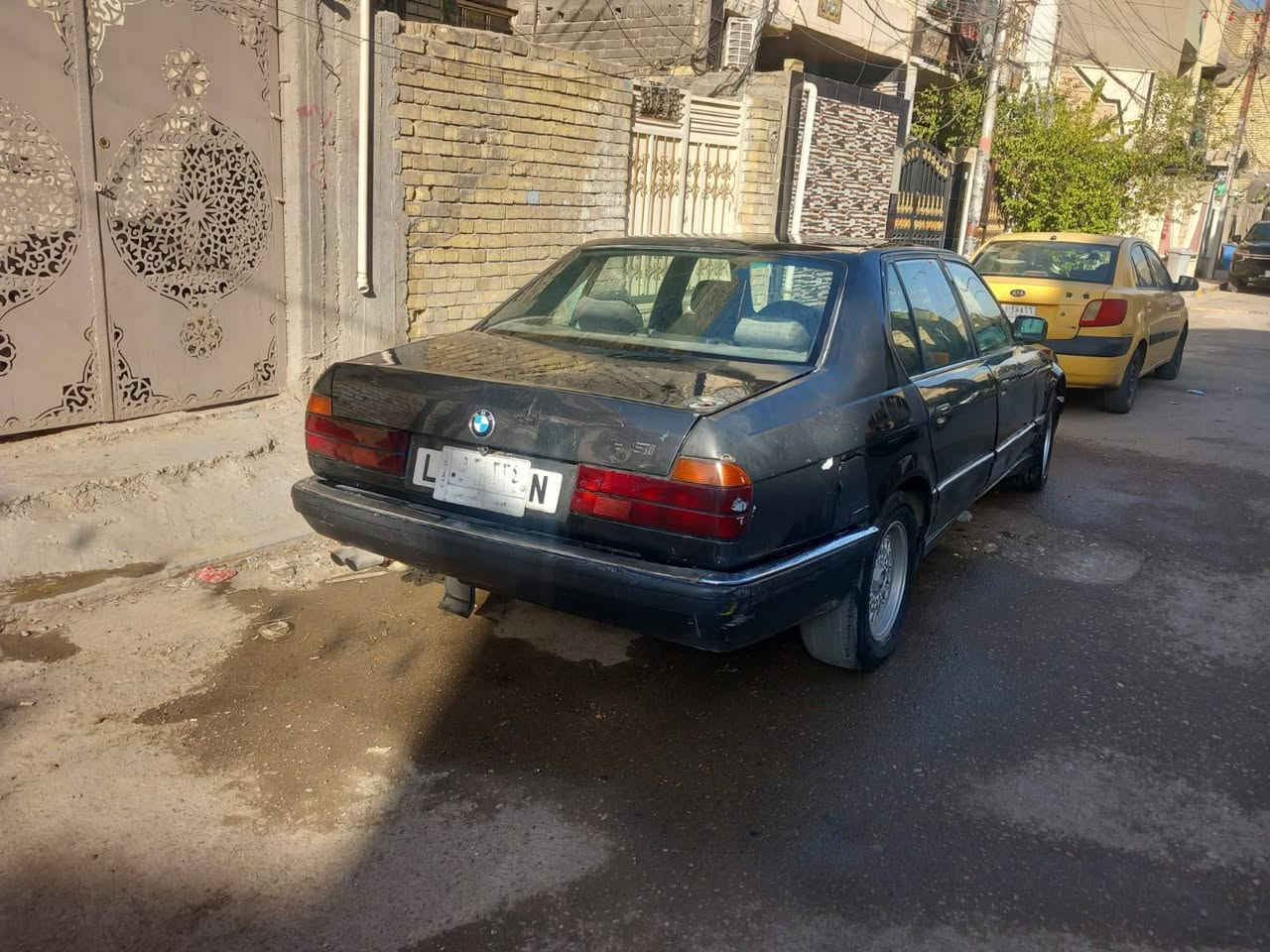 🚨 للبيع BMW 735 V8 – فرصة ما تتكرر 🚨
إذا تدور على بي إم دبليو فخمة ، هاي فرصتك.

🔥 مكينة بلاد جديدة
🔥 كير بلاد جديد
🔥 محرك V8 بأداء قوي وصوت يطرب
🔥 السيارة جاهزة 
🔥 كهربائيات كله جديد بلاد 
رقم بغداد تحويل ثاني يوم
السعر 37وبيه مجال 
سيارة للذوّاقة، راحة، قوة، وفخامة بكل تفاصيلها.

📩 للجادين فقط، المراسلة على الخاص، والسعر يُناقش بعد المعاينة.
***********
***********
