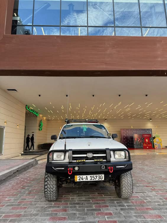 تيوتا بيكم معدله  2001
كفاله عامه ماعده لبدي صبغ فقط بدون ضربه اثر خطه وصبغته سياره بلاديه 
محرك كير ومحرك بلاد 2700
لوكير شغال 
كهربائيات كامله شغاله
تخم تاير جديد جبلي
وغراضها لاصليه موجوده دعاميات + ويل 16
مكان سماوه السعر ١٢٠ بيه مجال قليل
للتصال ***********
