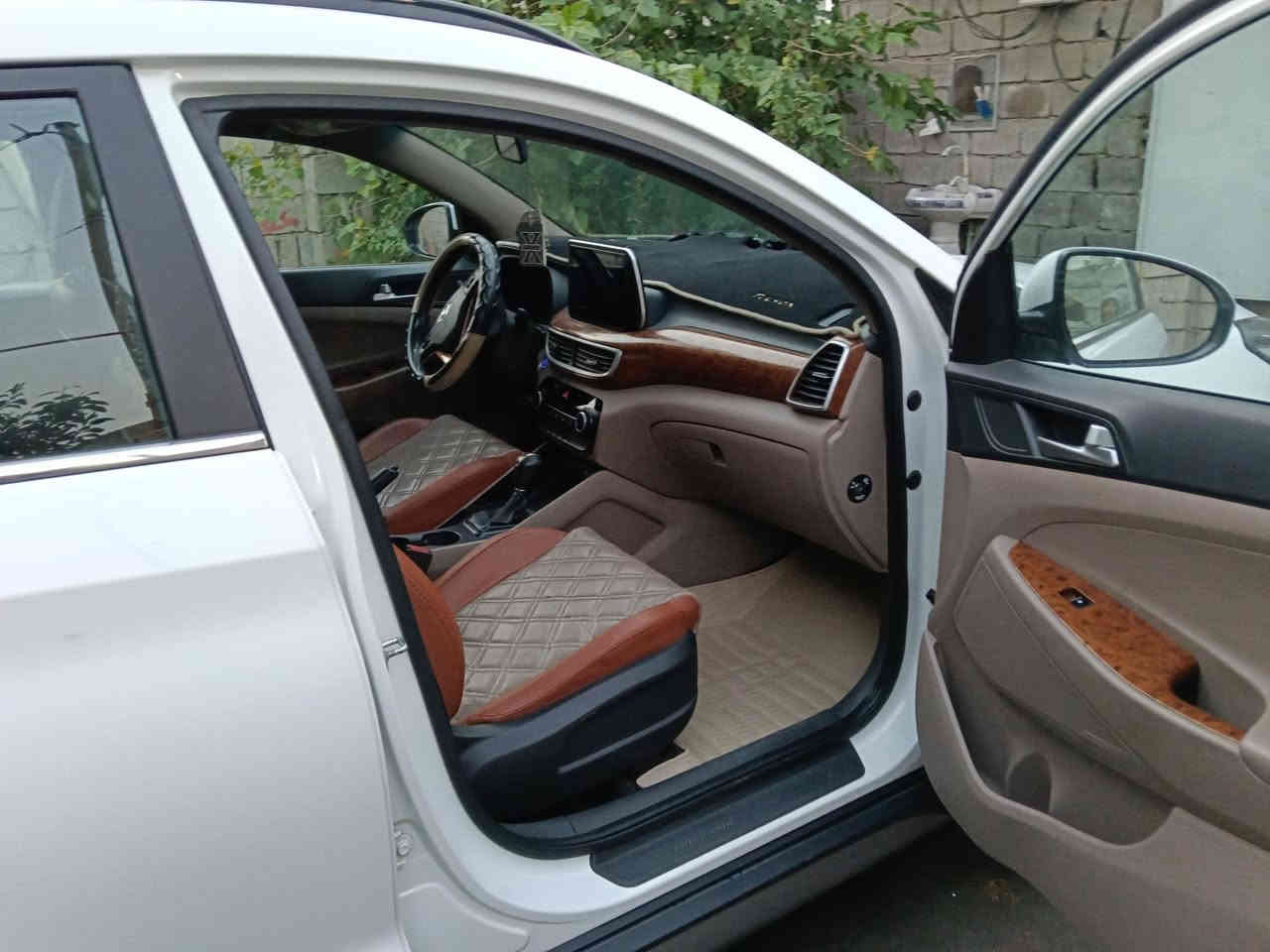 السلام عليكم هونداي توسان مديل 2019 خليجي
كفاله عامه ✅
ماشيه 88
فول موصفات
بنراما
بصمه
كشنات كهربائي
حساسات
رادرات
وبيهه بعد هواي موصفات
مكان السياره بغداد جسر ديالئ المدائن 🏫
هاتف ***********
السعر220 وبيهه مجال💸
