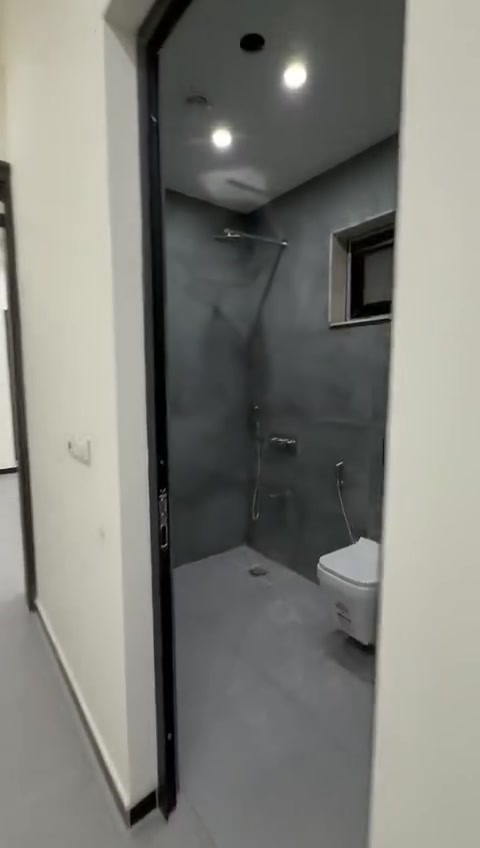 للايجار
شقه طابق اول 
تحتوي على  غرفة نوم وصاله مع مطبخ مشترك  مع 
حمام
📍البنوك شارع الكنيسه 
للاتصال 📲***********
مكتب ازاد للعقار  شارع الكنيسه
