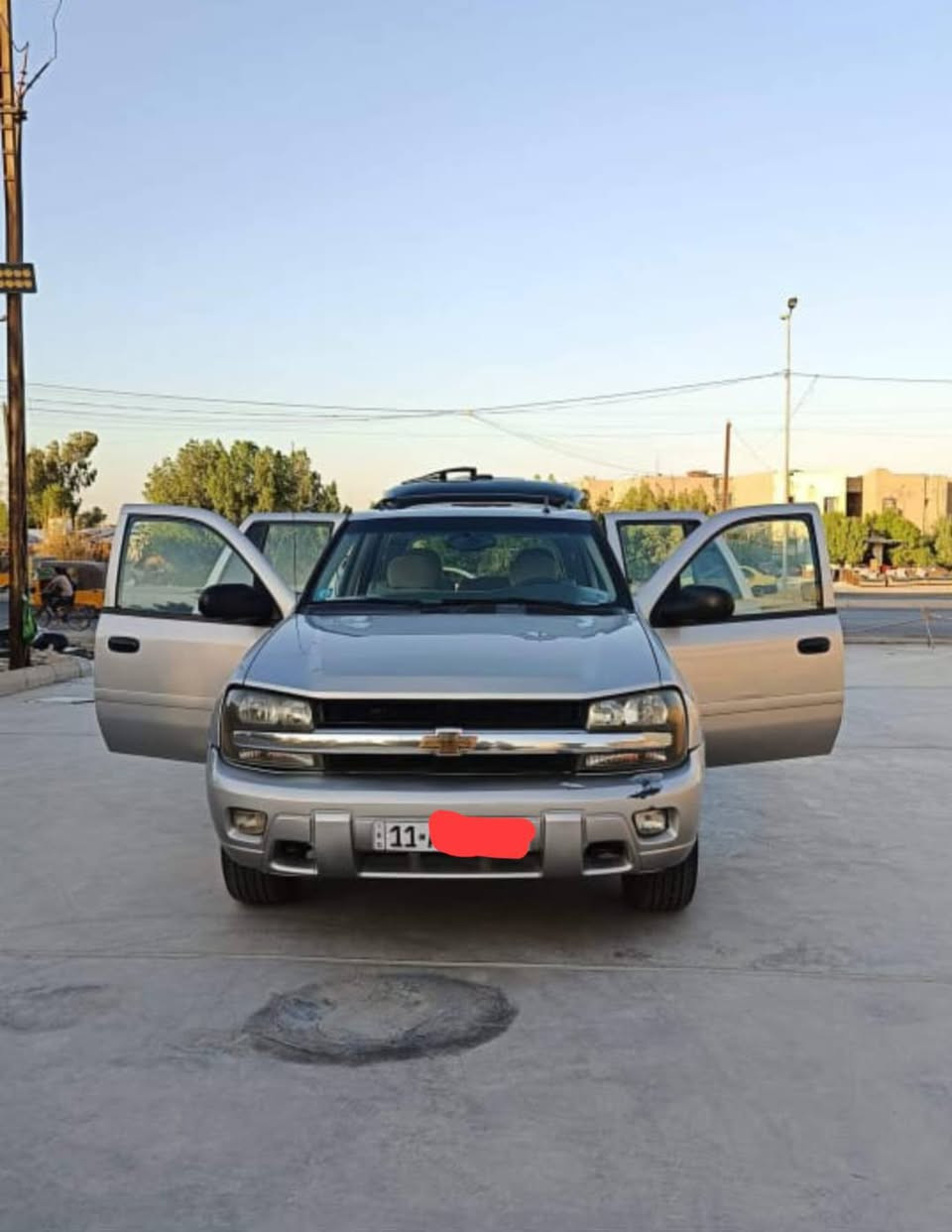 ‎السلام عليكم
‎بلايزر 2007 
‎6 سلندر 
‎محرك 4200
‎گير ومكينة جدد قبل يومين مبدل 
‎مصبوغة حزام 
‎شاشة
‎ وكامرة مع البگ  
‎سستم صوت ودمام
‎بلوتوث
‎سيارة نظيفة وجاهزة من كل النواحي 
‎السعر :85 
‎للأستفسار :
‎ ***********
‎
