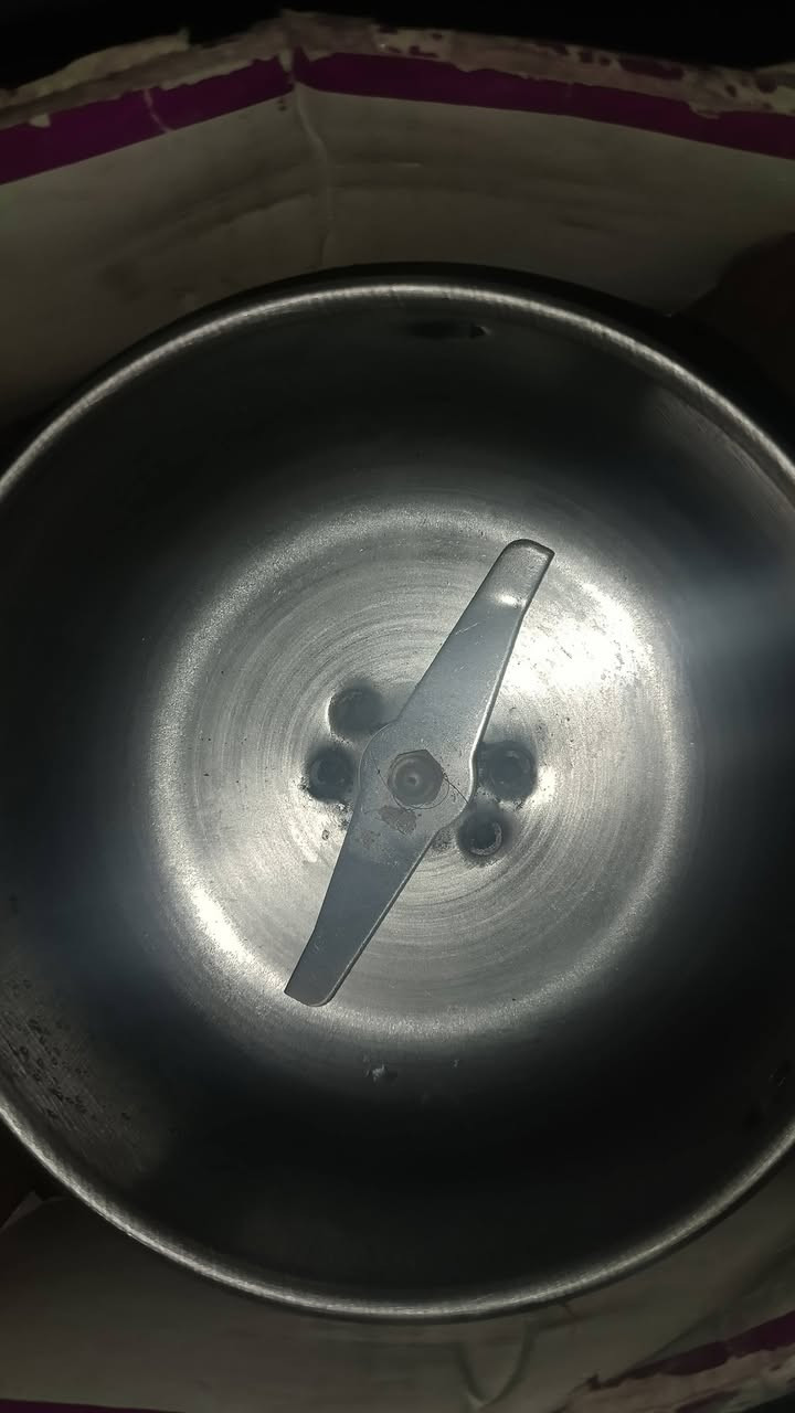 أغراض للبيع ثلاجه للبيع ب100عجانه ب100 جهاز رياضه ب25 معصارة ب10   وطاحونه ب10 وفير شعر الذهبي ب25 والاسود ب10


**إذا كنت صاحب هذا الإعلان وتريد حذفه لأي سبب، رجاءا أرسل رسالة إلى الدعم الفني**