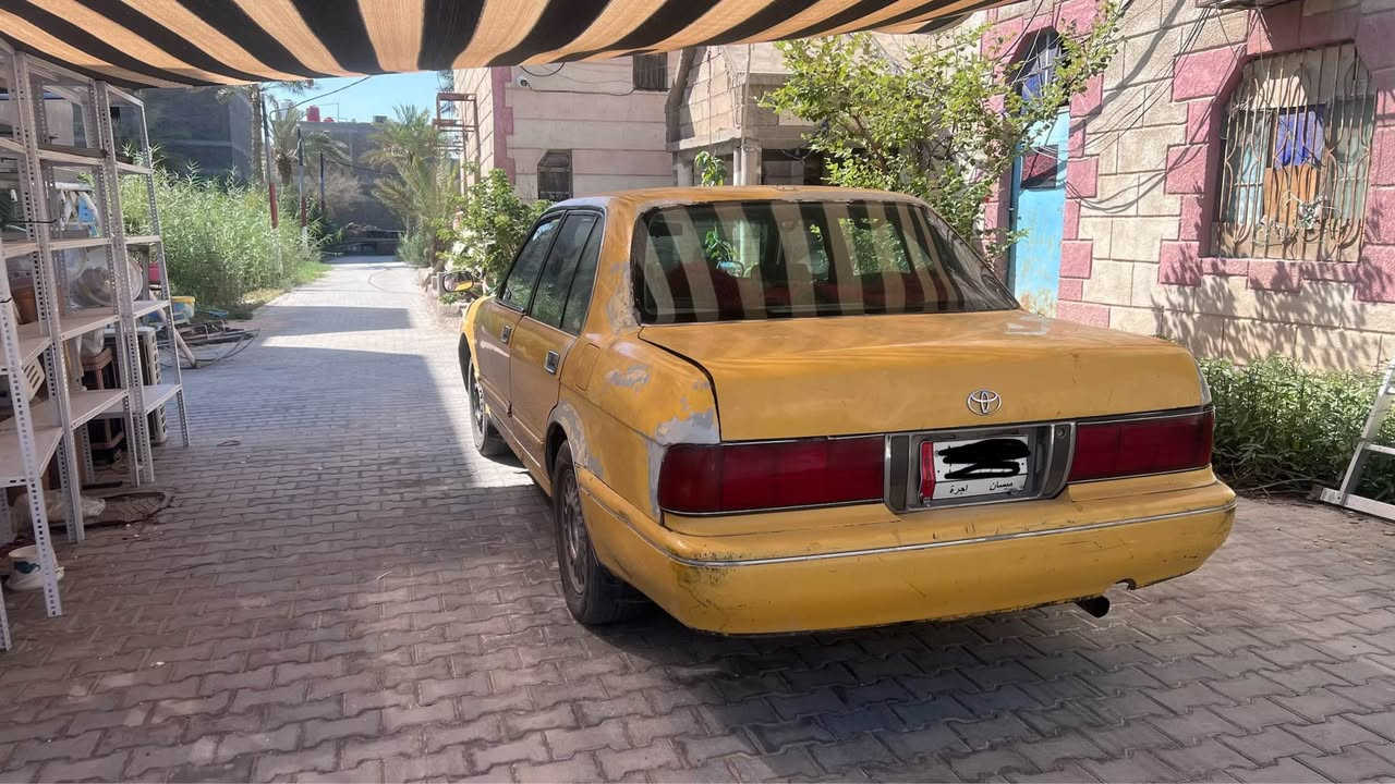 سياره جاهزه من كير ومحرك وحداديه دشبول غرفه كله توه مرتبه التبريد هم جاهز بس صار ضعف بلكمبريسر تبريده خفيف كهربايات جاهزه رقم ميسان اليف سنويه منتهيه مصفره هيه وغرامات ٣٥ بيه مجال للجيه بسيط 
للتواصل وتساب *********** البصرة, العراق
