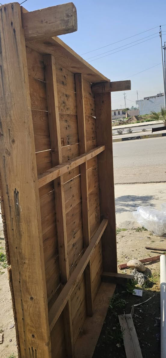 تخوته البيع
تخت نفر 22
تخت نفرين 25 
*********** حمدانيه
