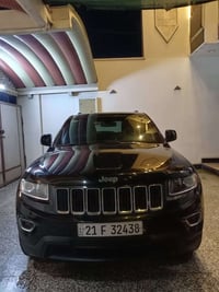 جيب گراند شيروكي لاريدو 2016 ستة سلندر مكينة 3600 ماشية 266 ألف رقم سل...