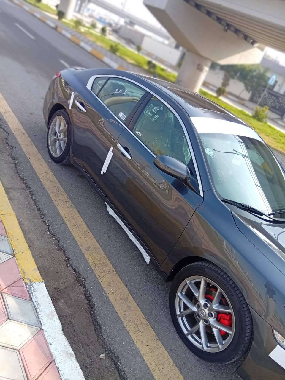 سلام عليكم للبيع نيسان مكسيما موديل 2010 كير محرك ابشرط صبغ بس بونيد بدون حادث صدر امامي خلفي كله جديد سقف سلايت تايرات جديد بي بطاقة مال بنزين سنوية بسمي باقي خمس اشهر سنوية تنتهي سعر 93او بي مجال مكاني كركوك للاستفسار اتصل على رقم ***********
