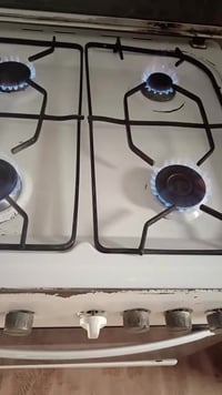 4 عيون • نضافه فول • فرن شغال