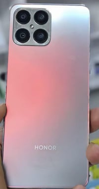 جهاز هونر8x للبيع. قيم بمايرضى الله  مستعجل علا بيعته  07707647895