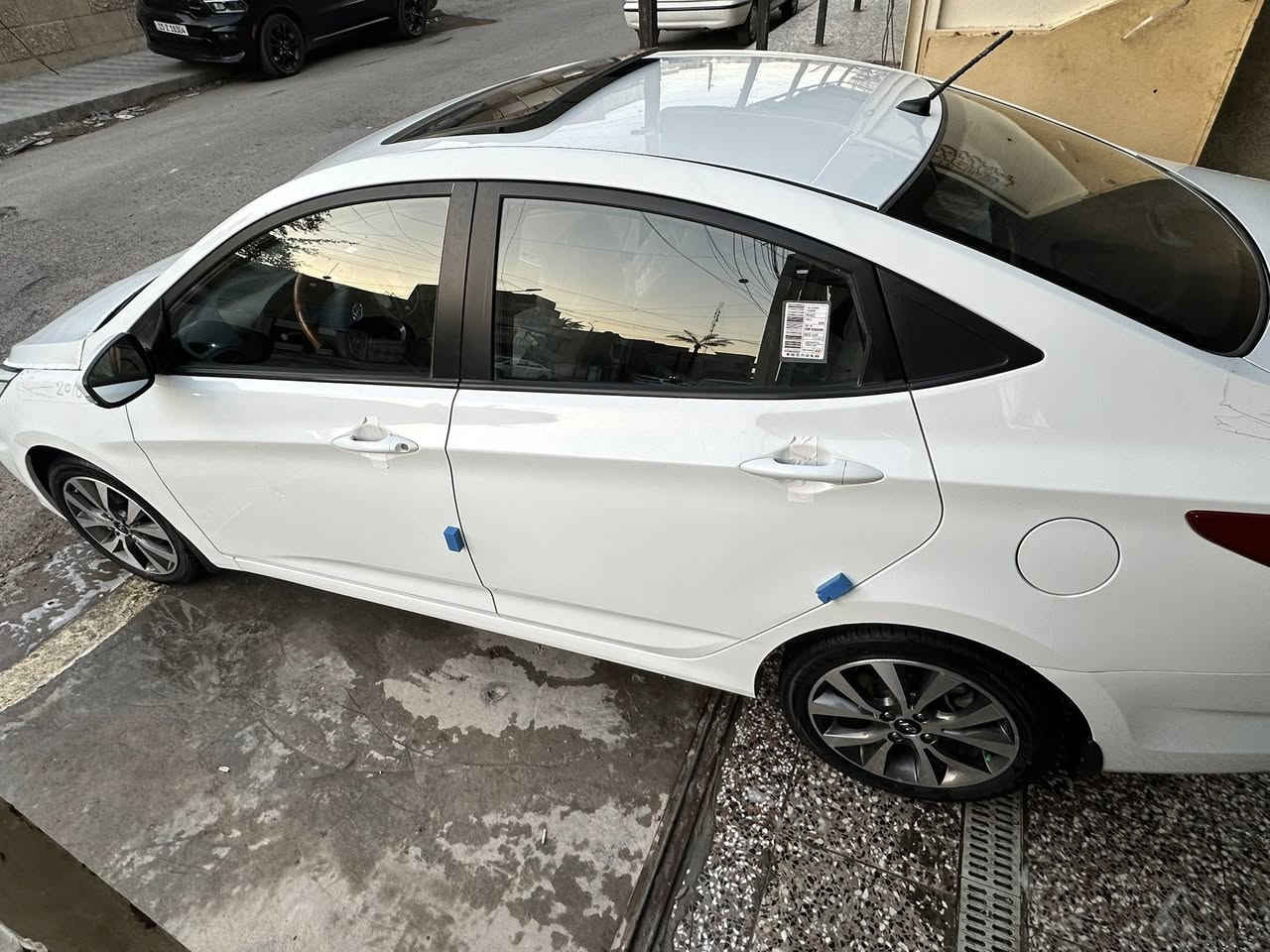 سلام عليكم اكسنت 2016 خليجي رقم بغداد با اسمي تحول ثاني يوم
سياره مكفوله من الظربه والصبغ على حاله الوكاله 
محرك 1600
سلايت
سويج عدد2
سياره جديده 
ماشيه 62 الف 
مكاني بغداد المشتل
للاستفسار ***********
