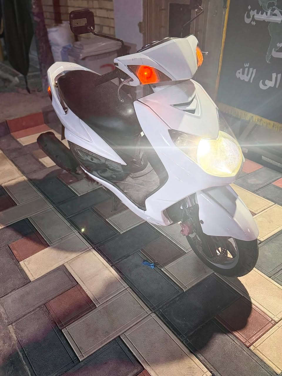 السلام عليكم دراجة سكنز للبيع السعر 650 الف  الاتصال ***********
