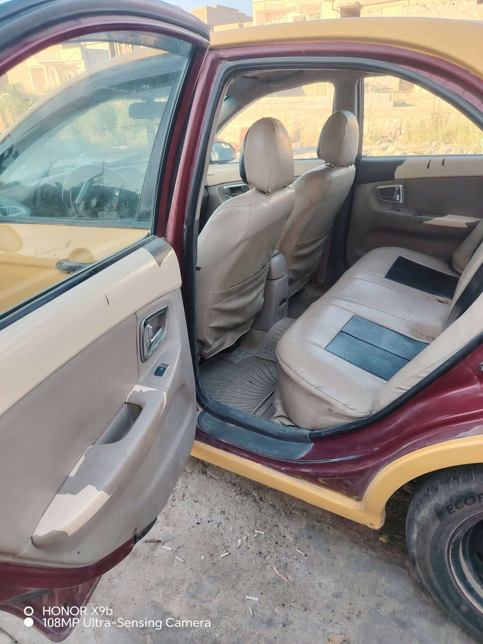 سلام عليكم سيارة سبكتره للبيع سيارة نضيفة ضربه صندوك بس سيارة خير من الله مكينه وكير نضيفات محركهة 2000 تتفئة تبريد كلهة شغاله سعر 75 وبيهة مجال الاستفسار اتصال عل رقم ***********
