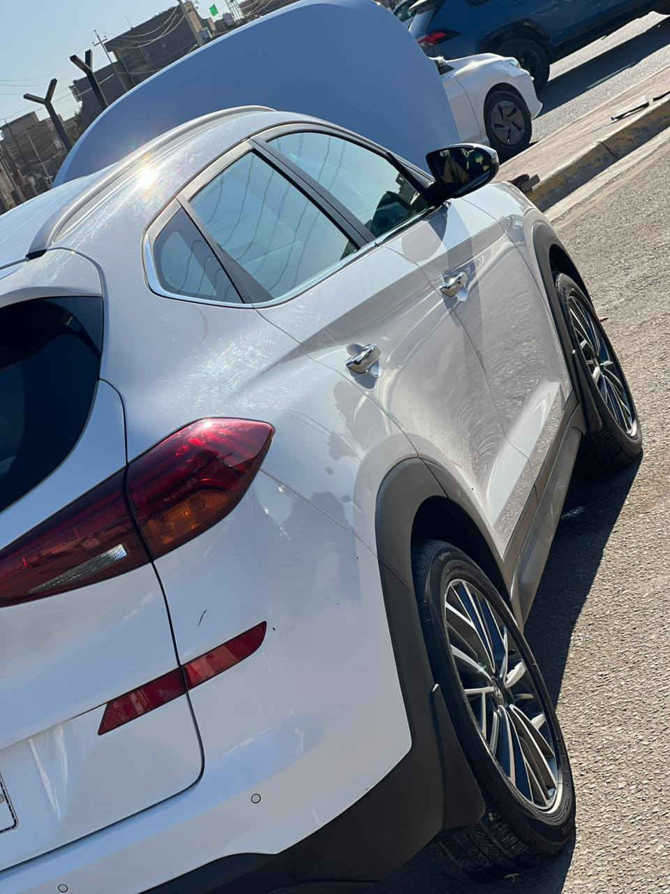 السلام عليكم
توكسان وارد خليجي 
موديل 2020
مكفوله كفاله عامه 
السياره فول مواصفات بصمه 
تحكم ستيرن
مري شفط 
كشنات كهرباي حساسات خلفيه وماميه 
مكان سياره كربلاء السياره بسمي 
السعر 210
بيه مجال قليل 
رقم مبايل‏‪***********‬‏
‏‪***********‬‏
الخاص مغلق
