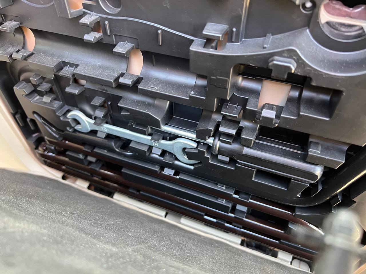 السلام عليكم
رمضان كريم 🌙🛑
برادو 2023 فول مواصفات
مكفولة كفالة عامة 
ماشي ٣٦٠٠٠كم 
فتحة 
بصمة 
كشنات كهرباء 
دبل تانكي 
مري شفط 
اشارة لكزز
6 سلندر 4000
تبريد مركزي ٣ قطع
٧راكب
لايت عدسة زينون كهرباء 
تحكمات شاشة 
سبير منازل عدة مامستخدم 
بصمة عدد ٢ 
سيارة بحالة الوكالة 
بغداد السيدية 
السعر 450🛑
***********
