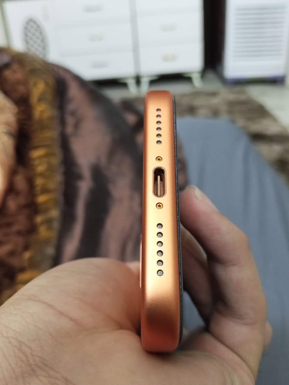 السلام عليكم ايفون 17 برو ماكس عربي شرق اوسط بطاريه 100 عدد دوراته 20 مره 2125 قفله كامل ملحقاته مكاني بغداد الغزاليه *********** فقط واتساب
