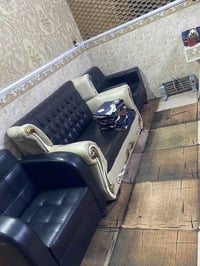 مرحبآ اخون تخم 10 مقعد سعره جدا مناسب وياه التلبيسه مالته المكان بغداد...