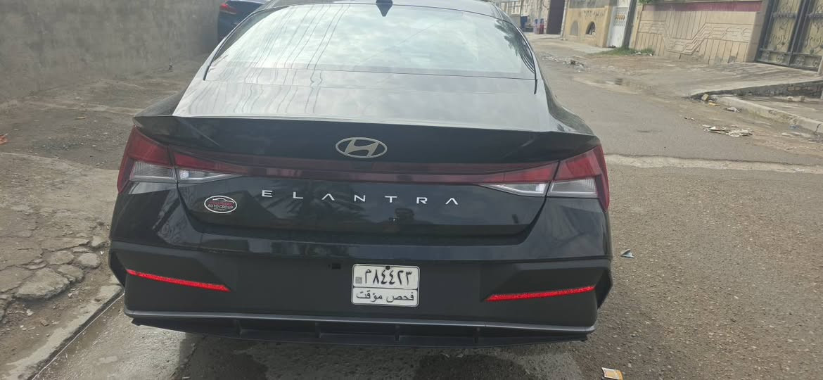 النترا موديل ٢٠٢٤ 
دخول جديد 
اريباك فقط دركه 
ممشه ٢٤ مايل 
مواصفات نص فول 
بدون قطعه صبغ 
مبدل بنيد وجاملغ اصلي نفس لون ليبل واحد اصلي 
باسمي للتواصل ***********
