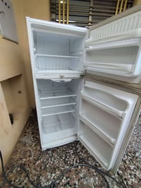 ثلاجة للبيع نوع كون كورد بيه نقص غاز 07812086604