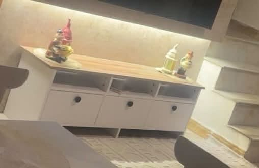 السلام عليكم 
للبيع ميز بلازمه وميز وسطي 
سعرها ١٦٠ الف مكاني بغداد شارع فلسطين


**إذا كنت صاحب هذا الإعلان وتريد حذفه لأي سبب، رجاءا أرسل رسالة إلى الدعم الفني**