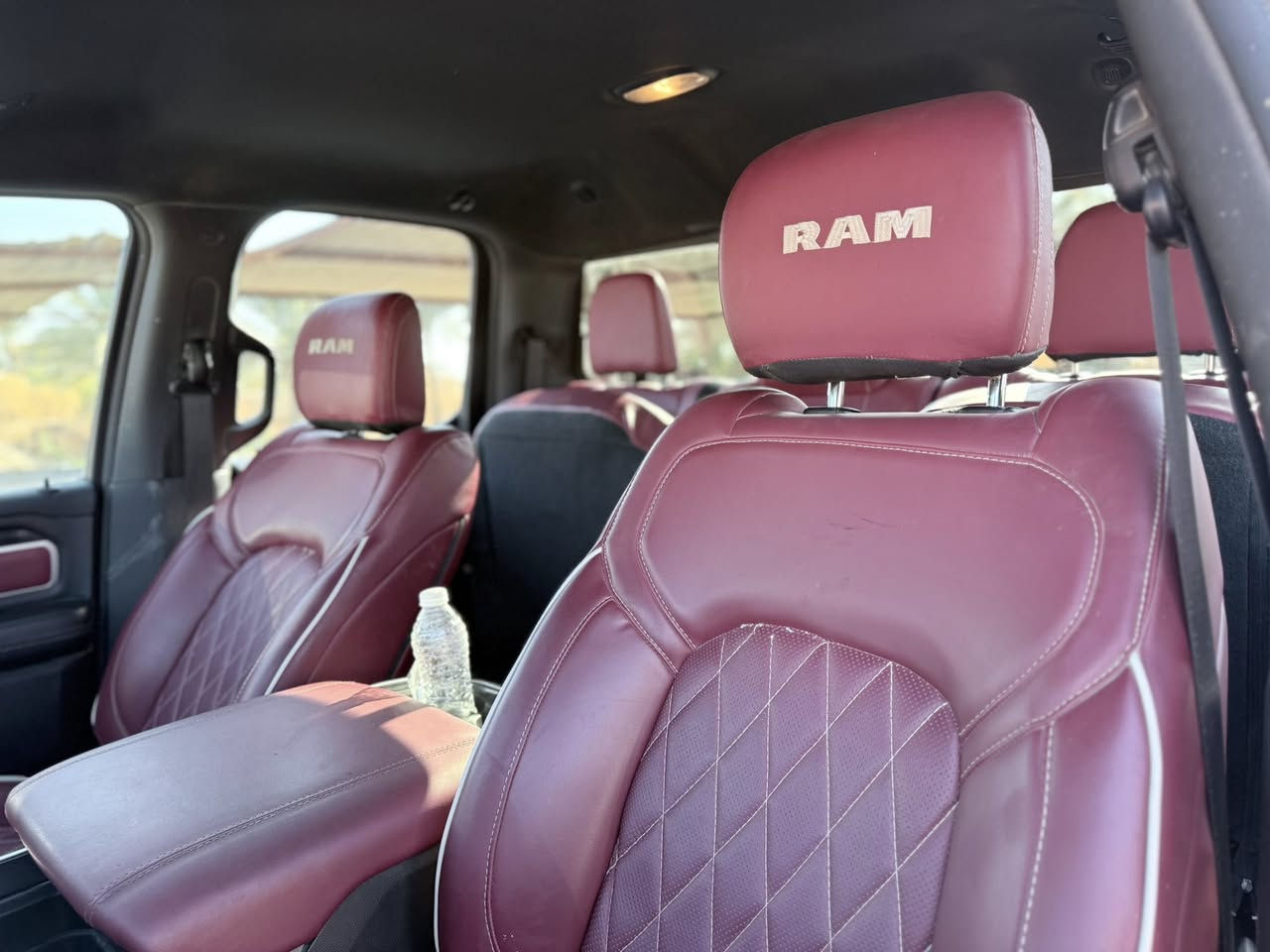 السلام عليكم ورحمة الله 
رام 2022
الفئه لونك استار 
مكينه8v
وارد امريكي حادثه باب السايق
مراوس او بيع 
بعدهي ما مرقمه
***********
