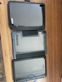 حافظات أبل أوتربوكس لأجهزة آيباد، متوفرة بثلاثة أنواع لأجهزة آيباد 7 و...