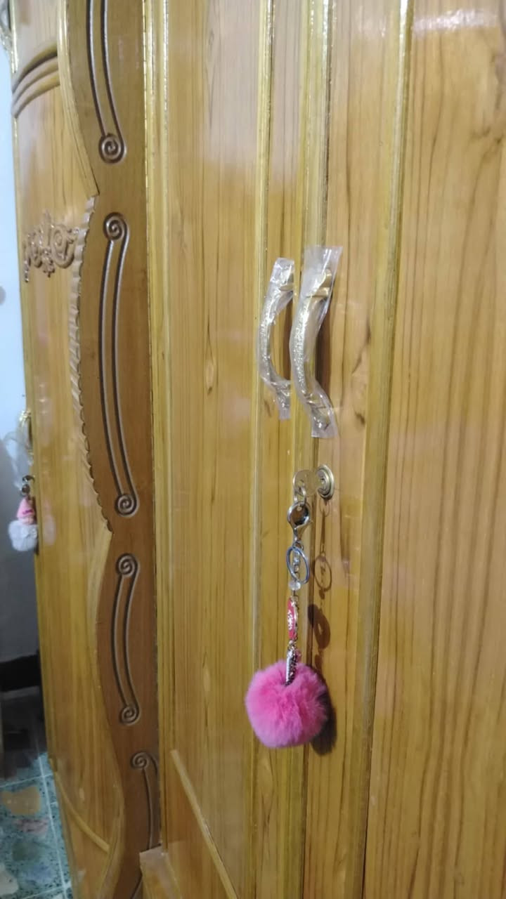 غرفت نوم 6قطع قاطين داخل وخارج صاج نضافه 100/100
سعر1/150


**إذا كنت صاحب هذا الإعلان وتريد حذفه لأي سبب، رجاءا أرسل رسالة إلى الدعم الفني**
