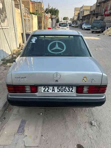مارسيدس طيارين ١٩٠ موديل ٩٢ رقم شمالي مكينة ٤  مصبوغه للجمالية ..سعر ٦٢ وبيها مجال مكان بغداد..
***********
