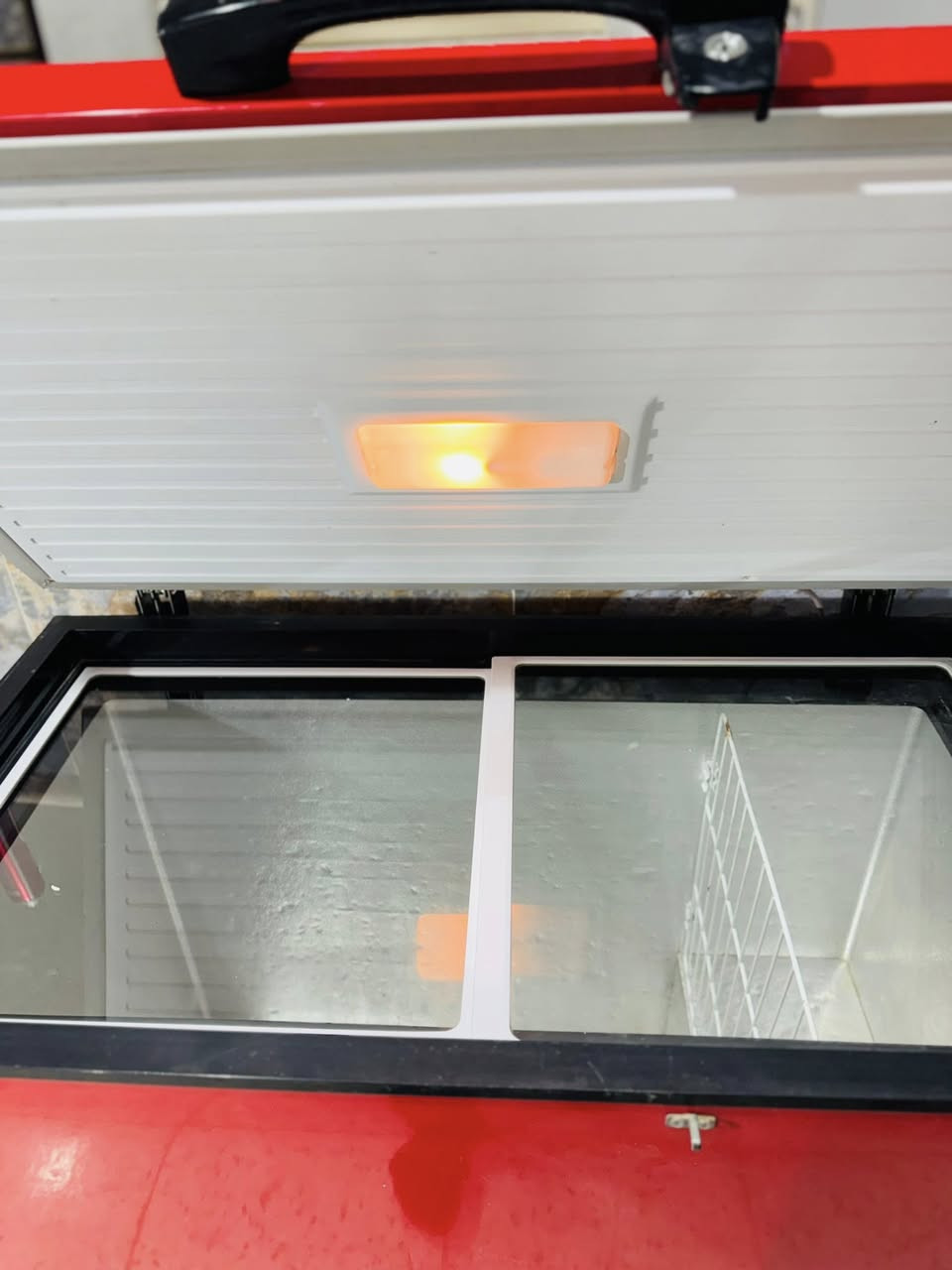 السلام عليكم غراض مال بيت كلهن نضيفات وسعارهن حلوه *********** واتساب
