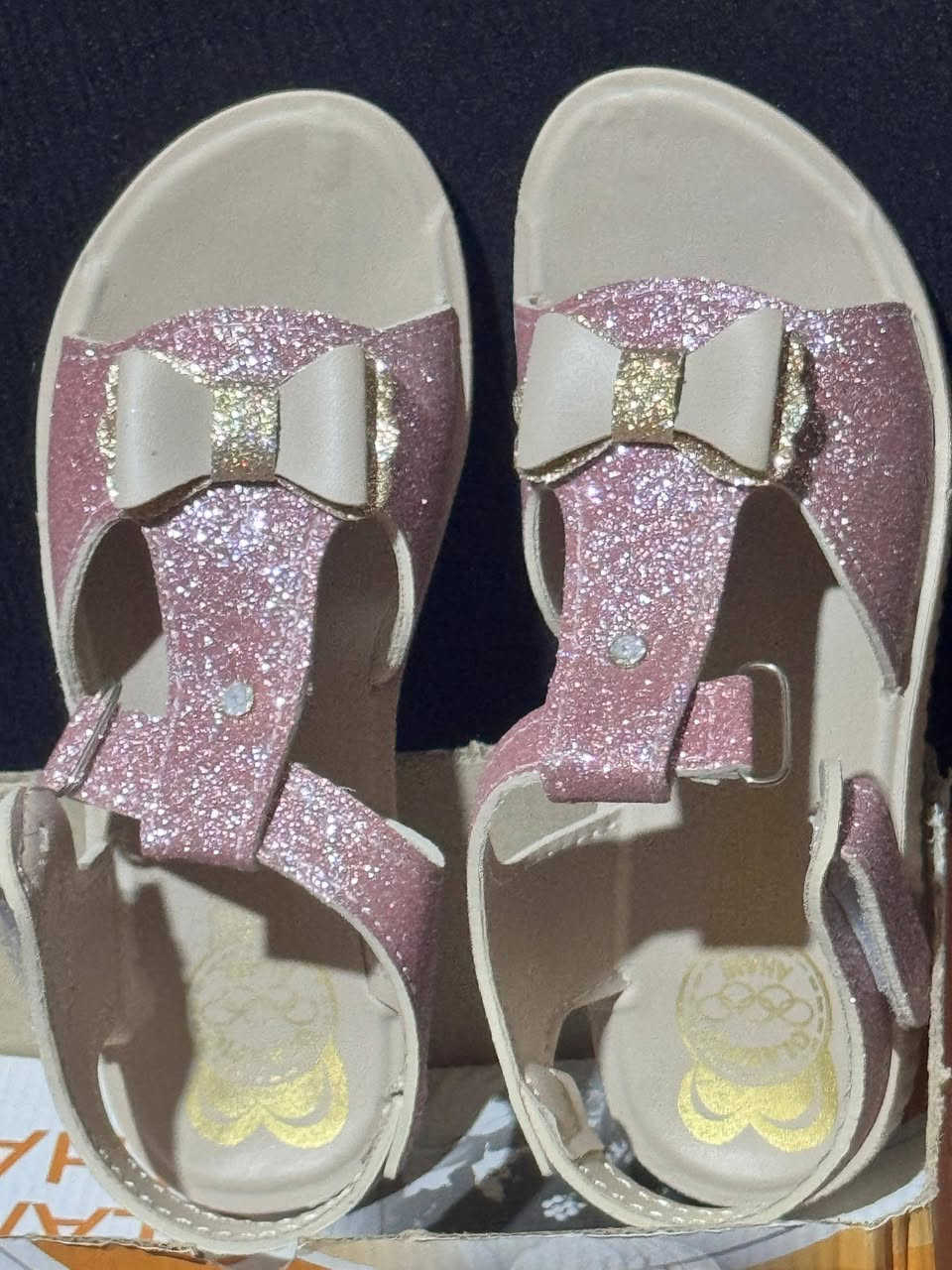 صندل 👡 بناتي المحير سعر 4الاف دينار
ولطفله سعر 3الاف دينار 
جركز ولادي محير وصط سعر 4الاف دينار تخفيص


**إذا كنت صاحب هذا الإعلان وتريد حذفه لأي سبب، رجاءا أرسل رسالة إلى الدعم الفني**