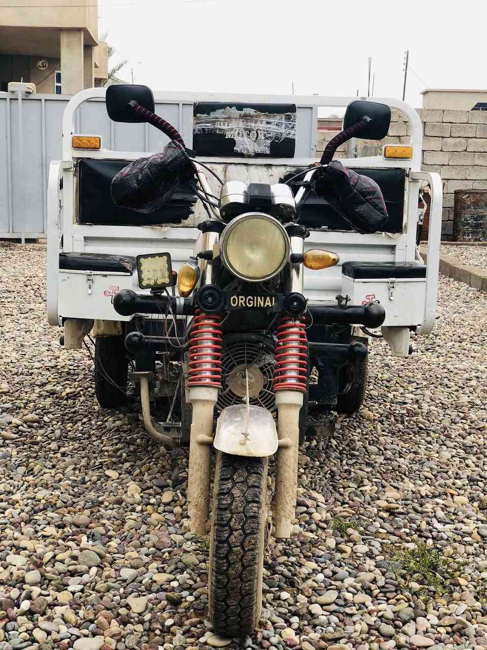 بعد السلام ستوتة قلاب للبيع مبدل بيهة اقراص فقط محرك200السعر 1450 وبيهة مجال


**إذا كنت صاحب هذا الإعلان وتريد حذفه لأي سبب، رجاءا أرسل رسالة إلى الدعم الفني**