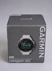 يالله توفر  الساعة الاحترافية ⌚️ Garmin Forerunner 265  الحالة : شبه ج...