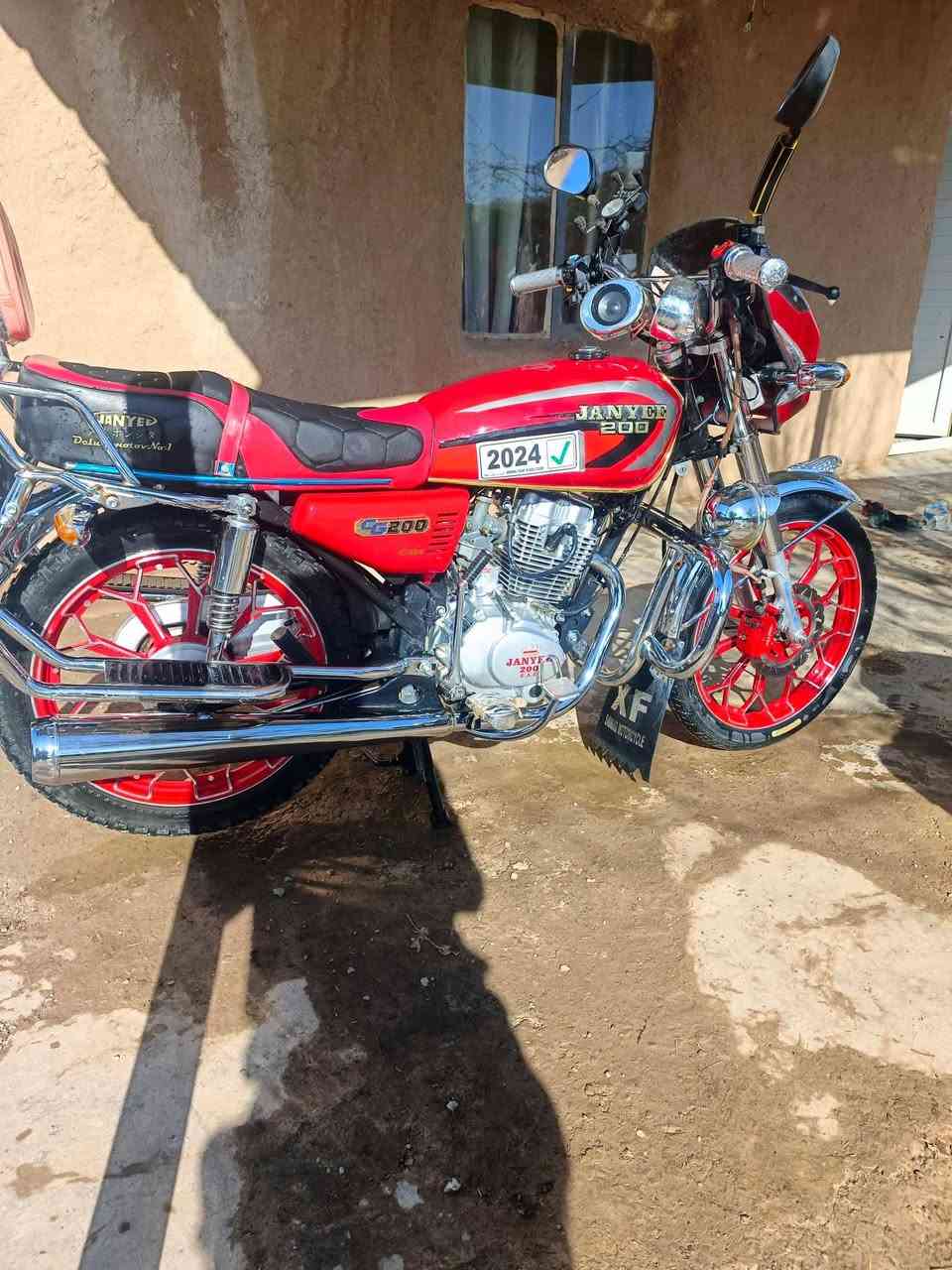 السلام وعليكم جني كله موديل 24 كهربايات كله شغاله تشغيل عن بعد محرك مامطخوخ ماطور مال جناي اي نقص مابي كله شرط، استفسار التصال ***********
