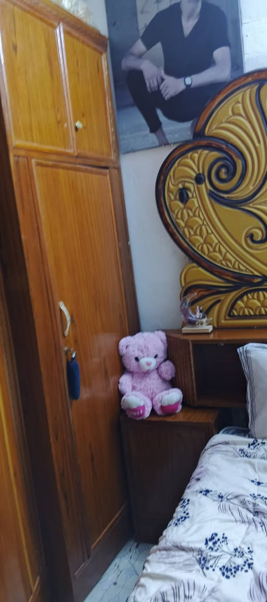 السلام عليكم غرفه عراقيه تزكام للبيع 6 ابواب نفخ نضافه80 العنوان بغداد قرب العبيدي *********** مراسله وتساب
