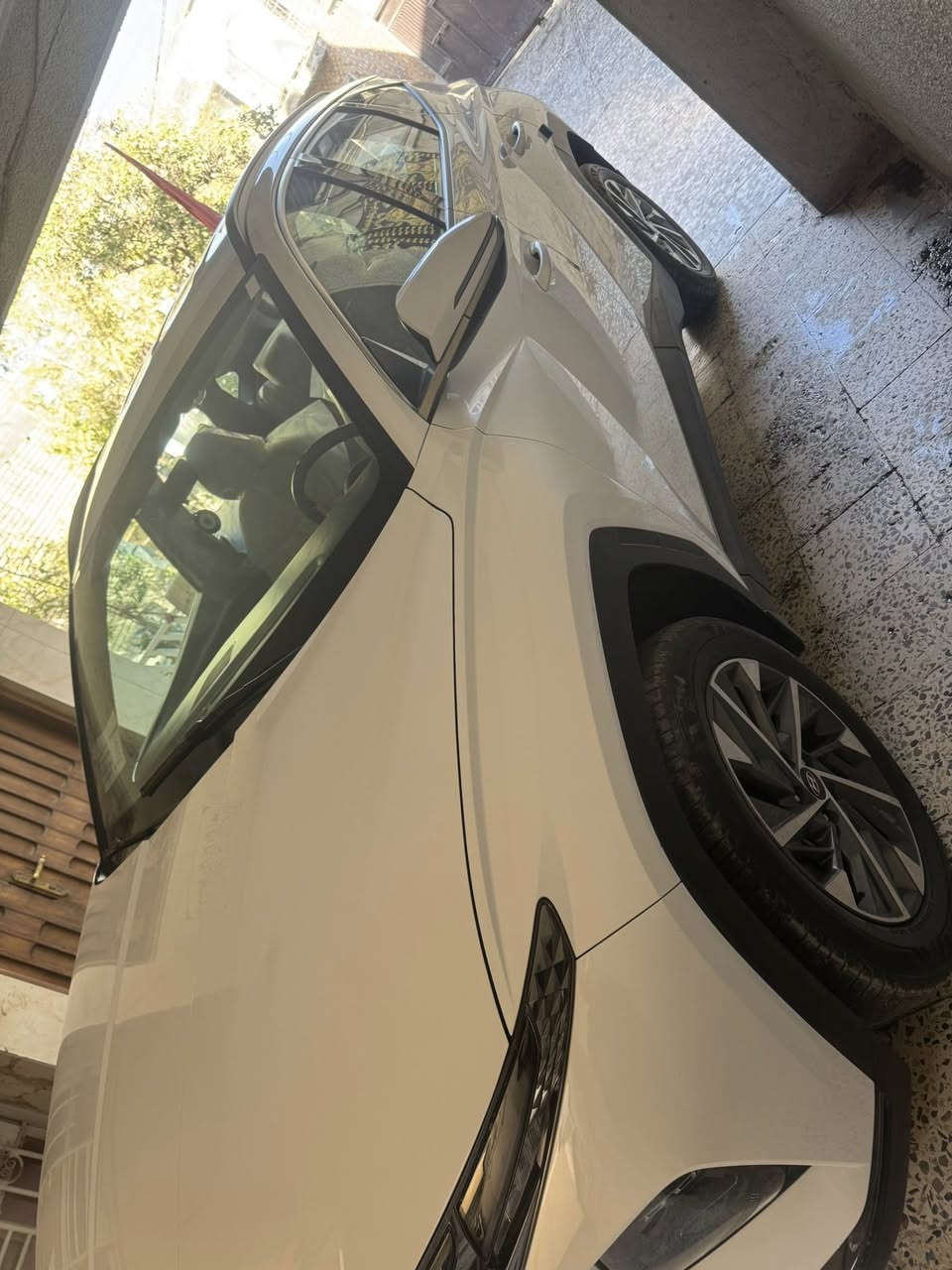 توسان البيع موديل ٢٠٢٤ خليجي ماشيه ١٩ الف رقم بغداد باسمي مكفوله ***********
