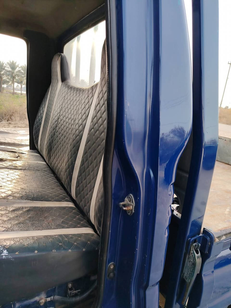 كيا  دبل قماره 2007  رقم قادسيه سنويه 27 بسمي 
سياره بلاديه مكفوله من ضربه وتبديل 
بيها رشات صبغ اثر جراد 
محرك  كير خير من الله السعر 89
العنوان بابل رقمي  ***********
