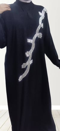 عباية خليجي • اسلامية • توصيل متوفر