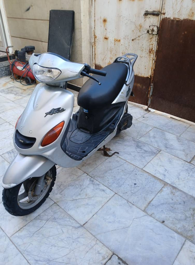 السلام عليكم 
دراجة اكزز فحل ياباني للبيع دراجة مامفتوحه سلف هندر كهربائيات كلها شغاله دراجة جديده مال باله دراجة مال بيت السعر 550 وبيه مجال الشراي العنوان البصره ابي الخصيب الاستفسار على هذا الرقم *********** البصرة, العراق
