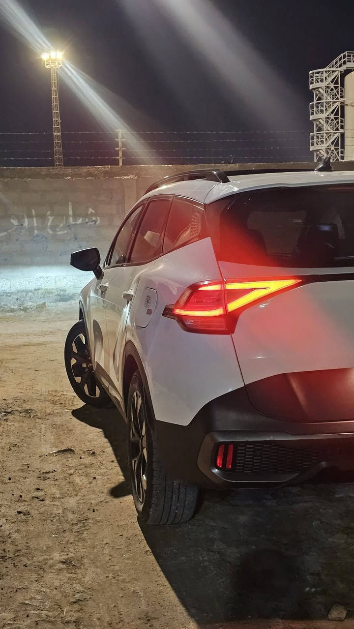 سلام عليكم سبورتج موديل 24 وارد امريكي سياره فول واحد على واحد
واحد اي استفسار الاتصال بل رقم *********** مكان السياره بابل
