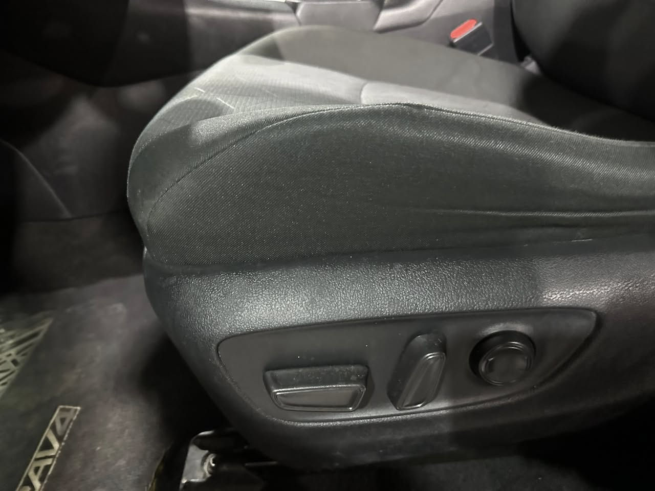 السلام عليكم راف فور 2022 فول مواصفات بصمه فتحه كراسي كهرباء رادارات كاميرا خلفيه فول جديده السياره بل واقع احلى من الصور جدا اقتصادية ماشيه 38 ألف السعر 200 وبيه مجال رقمي ***********مكاني زيونه
