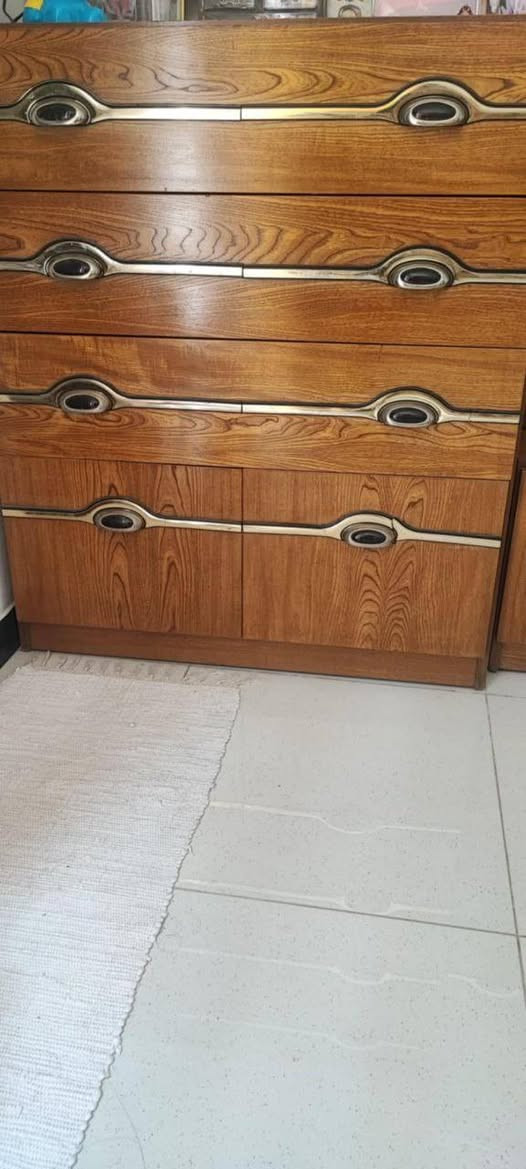 غرفة نوم صاج
للبيع نظيفة جدا
(ملاحظة البيع بدون الدوشك)
السعر 800 الف 
العنوان: بغداد/ اليرموك
يتوفر واتساب للتواصل
 ***********
