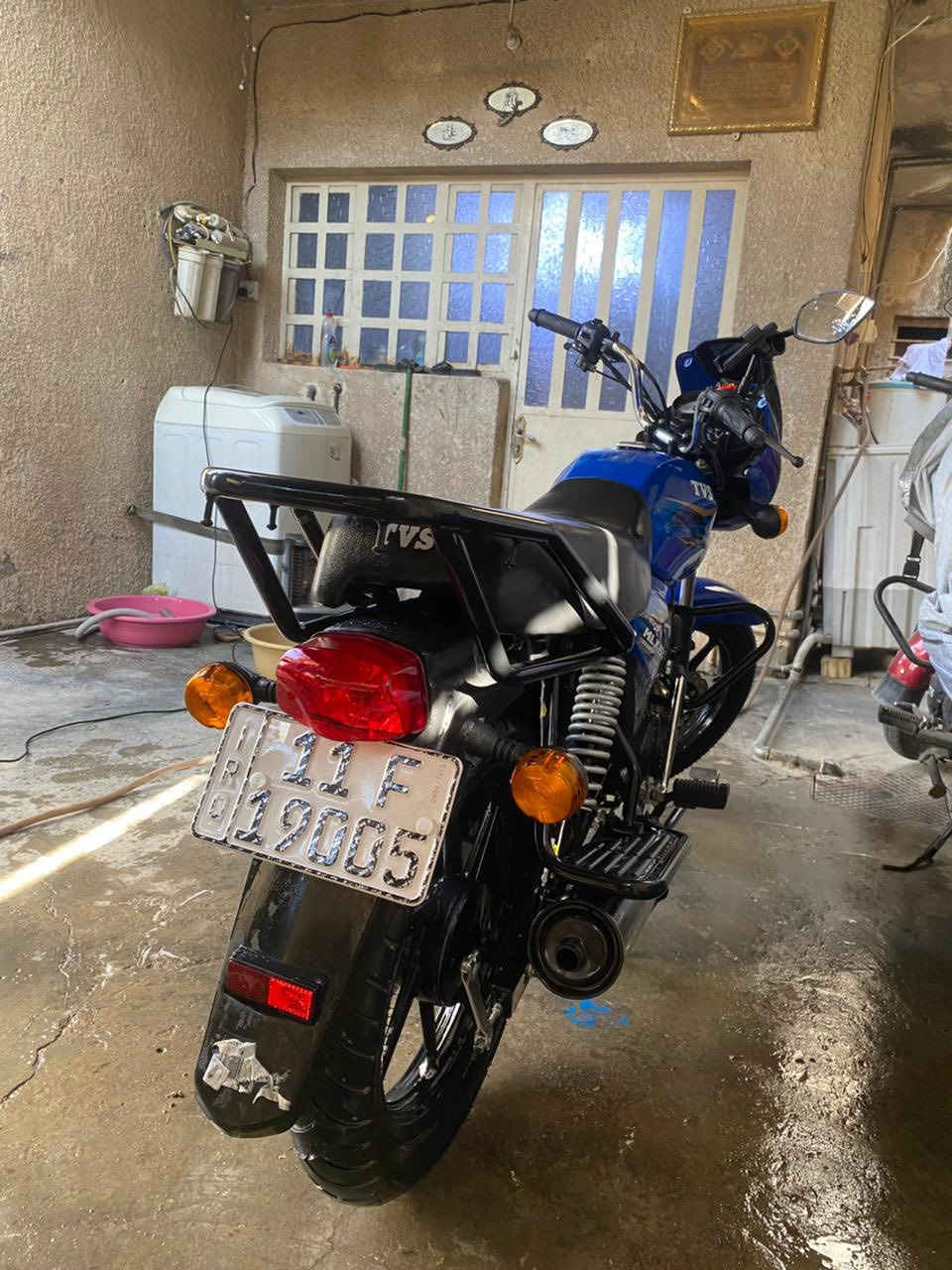 السلام عليكم دراجه تي في اس زيرو ٢٣ مرقم بغداد  ماشيه ١٠٠٠ وتجي وتشوف بعينك بعدهي ع سحك وبالعافيه ع ياخذهه جديده بمعنى الكلمه التفاصيل والسعر الاتصال بالرقم*********** مكلف بلنشر
