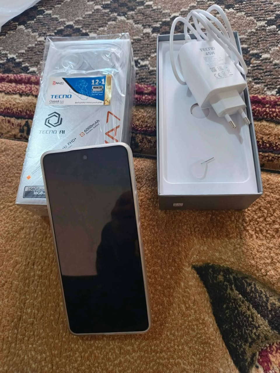 السلام عليكم جهاز تكنو بوفا 7مشتري بل كارتون صار 20يوم مستخدمه بس  للبيع سعره 350وبي مجال شي قليل للتواصل واتساب ***********
