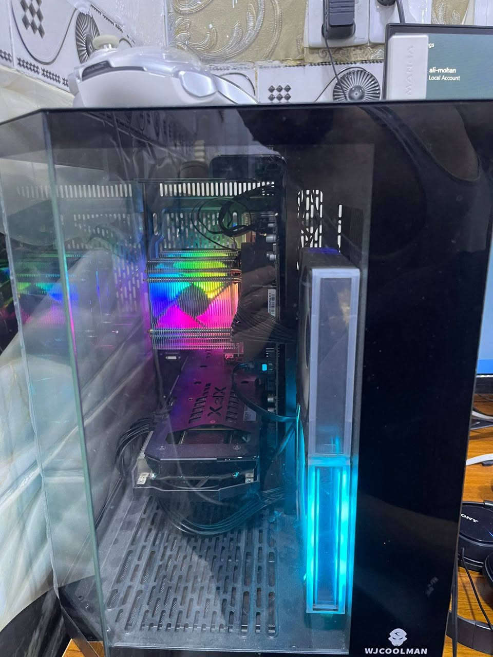 Ryzen 5 7600 معالج
RX 6700 XT 12 كرت شاشه
 RAM 16. رامات
SSD NVMe 1TB. هارد
قيم ما يرضي الله


**إذا كنت صاحب هذا الإعلان وتريد حذفه لأي سبب، رجاءا أرسل رسالة إلى الدعم الفني**