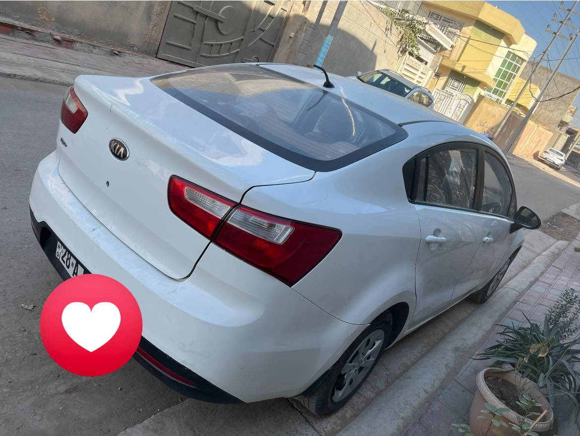 السلام عليكم ورحمة الله وبركاته السعر 97 بيه مجال 
سيارة كيا ريو خليجي للبيع 2013 سيارة نضيفة 
باسمي مداور ثاني يوم رقم نجف سنوية 27 
بيه 2 قطعتين صبغ الباب الصدر والجاملغ الأمامي الايسر جهة السايق محرك 1600 مكاني كربلاء طويريج
الاستفسار  ‭0775 193 0009‬
