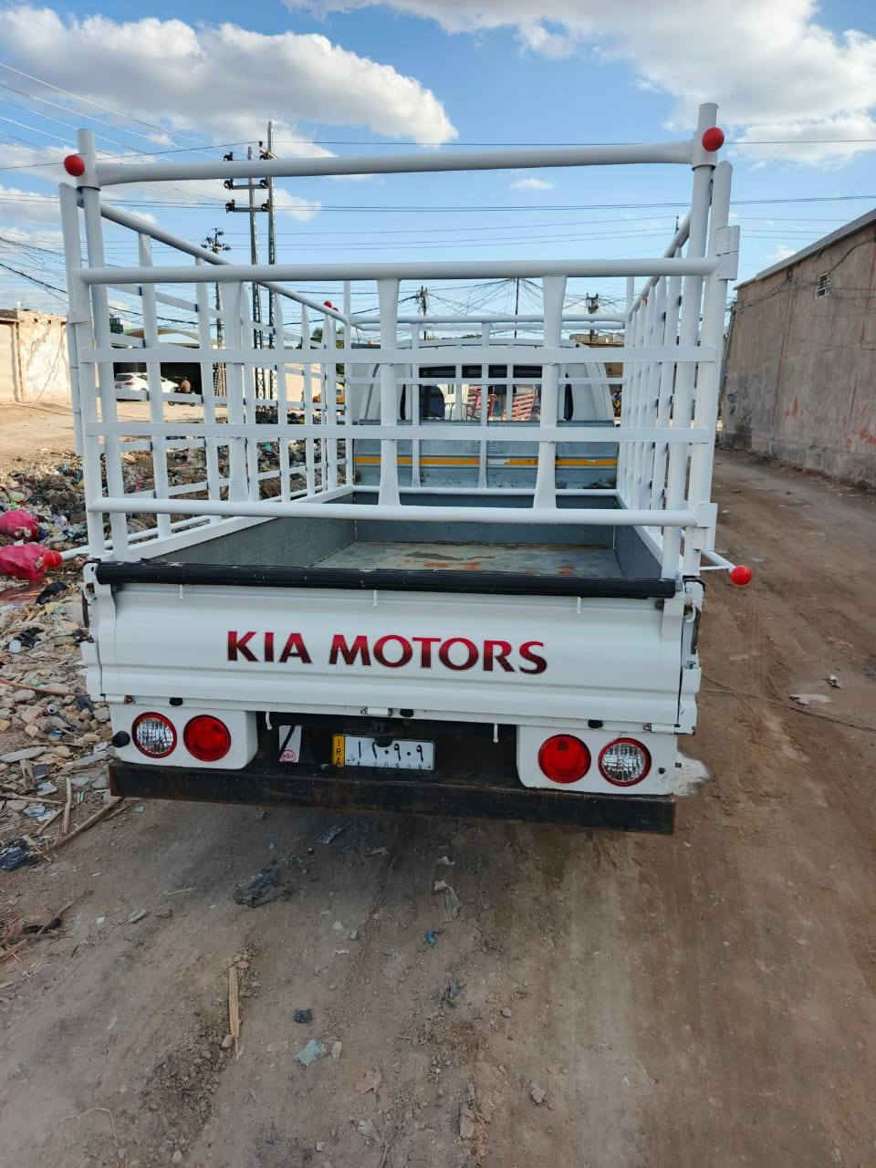 سلام عليكم عندي كيه البيع السياره جديده بنيد بدل ولغد بدون دواخل بدون محجر السعر 110 بيه مجال بصيط بدون محجر تحويل مباشر ***********
