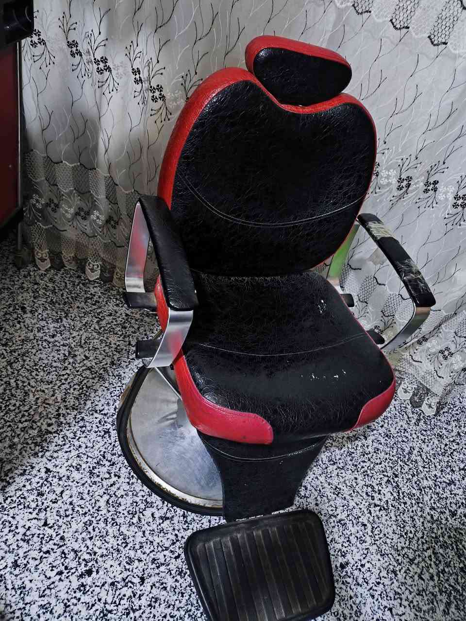 كراسي عدد 2 للبيع ثنينهم ب 150 الف مكاني بغداد ابو غريب ***********
***********
